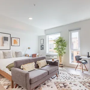 Studio In Apartment